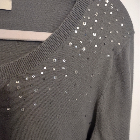 Old Navy XL gray cardigan - Picture 2 of 3